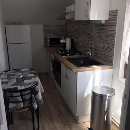 Joli Studio 21 M2 Avec Parking Prive Apartment Aix-les-Bains Luaran gambar