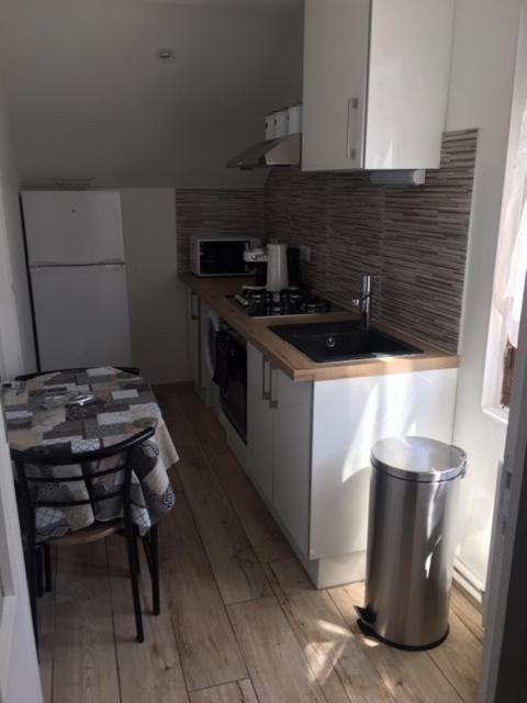 Joli Studio 21 M2 Avec Parking Prive Apartment Aix-les-Bains Luaran gambar